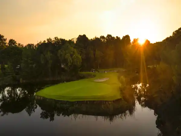 National Golf Club 600