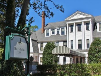 The Holly Inn