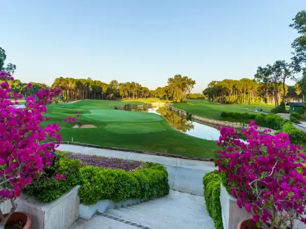 National Golf Club 600