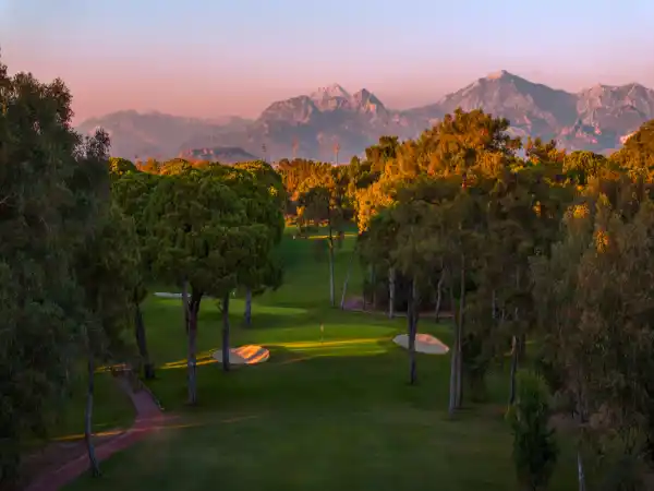National Golf Club 600