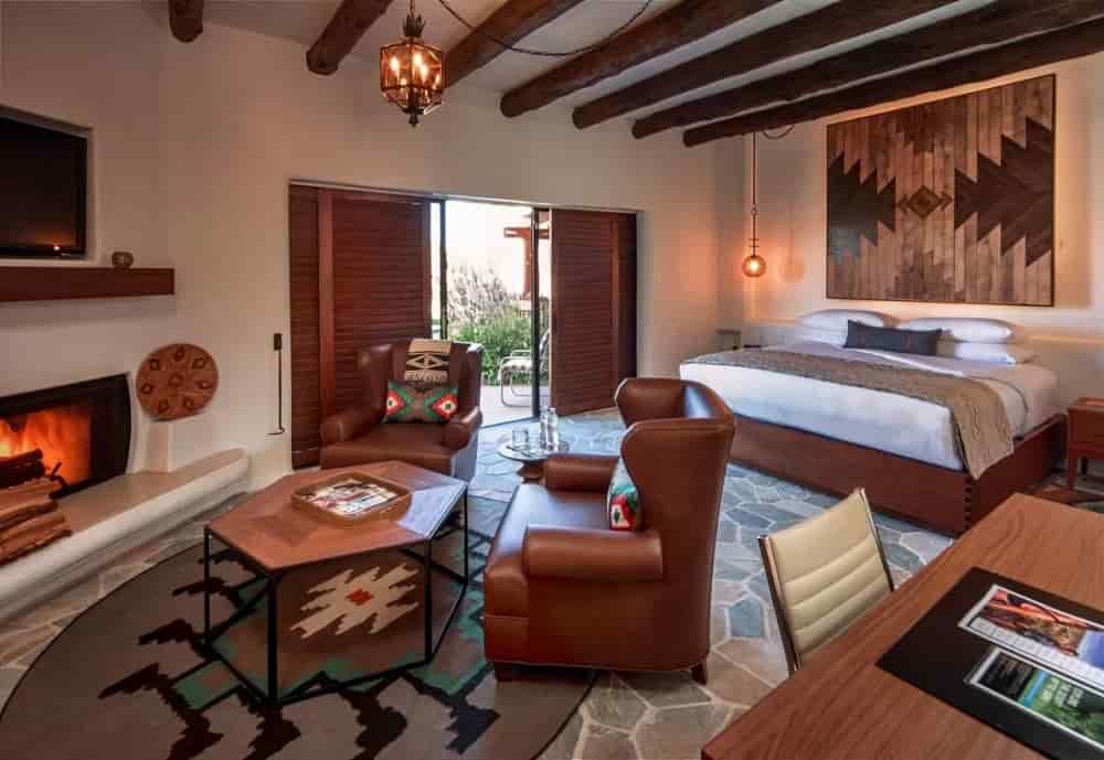 Boulders Resort & Spa, Curio Collection by Hilton
