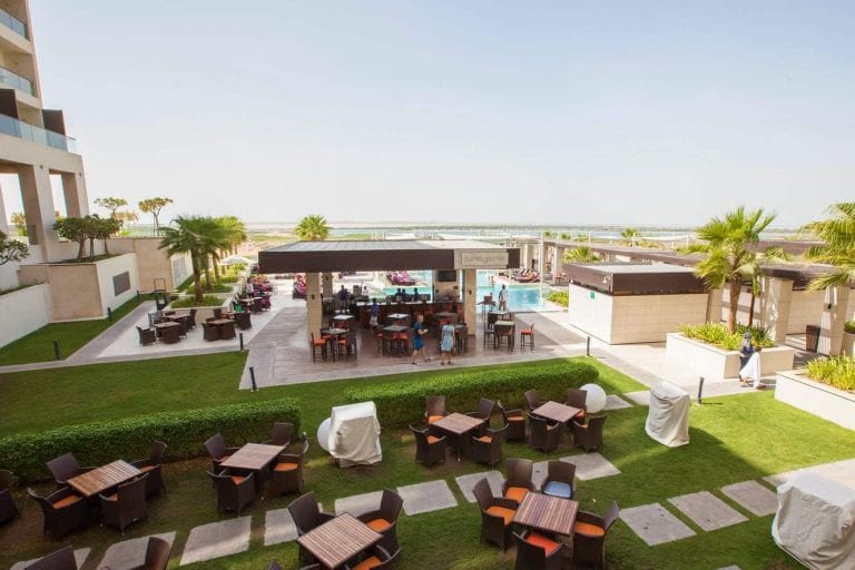 Crowne Plaza Yas Island Exterior