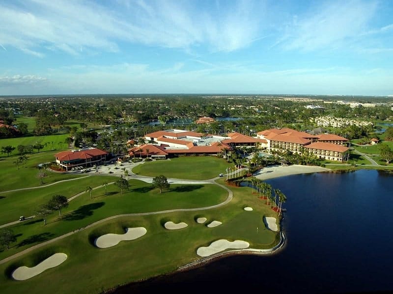 Luxury Golf Resort in Palm Beach, FL