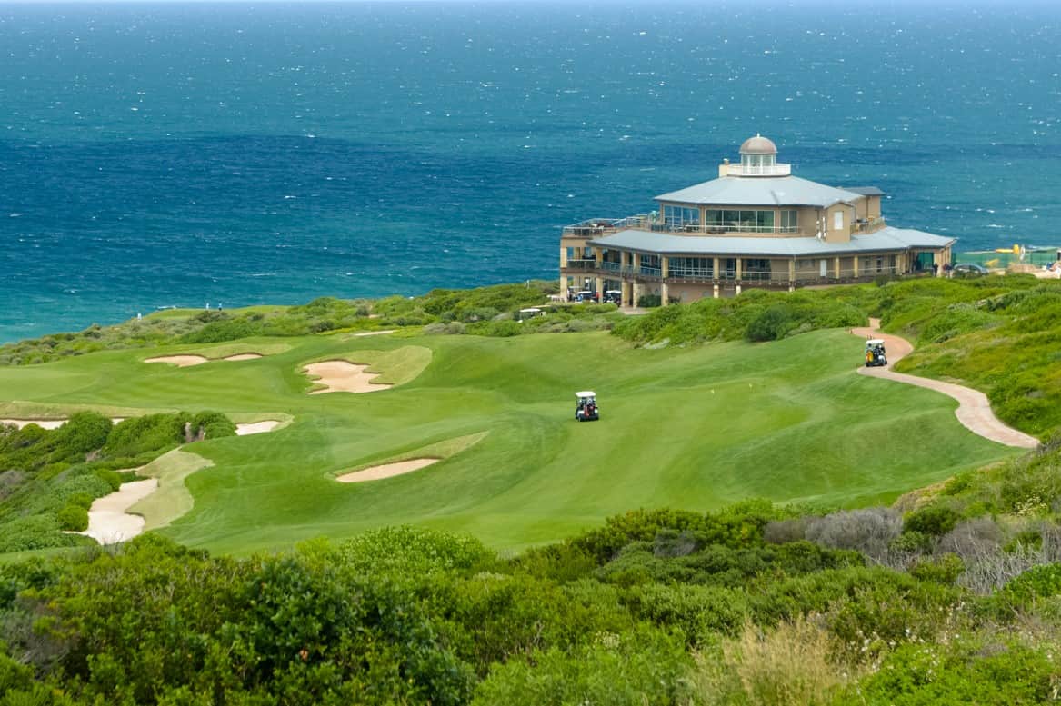 Pinnacle Point golf course overlooking the Indian Ocean