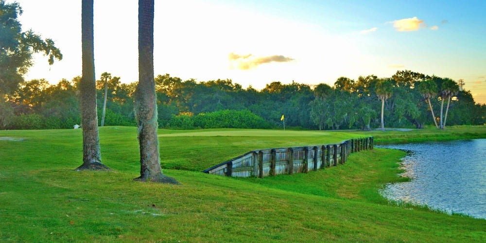 Oaks Golf Club