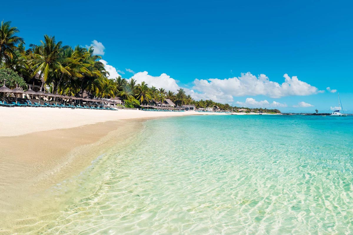 Beach at Constance Belle Mare Plage in Mauritius
