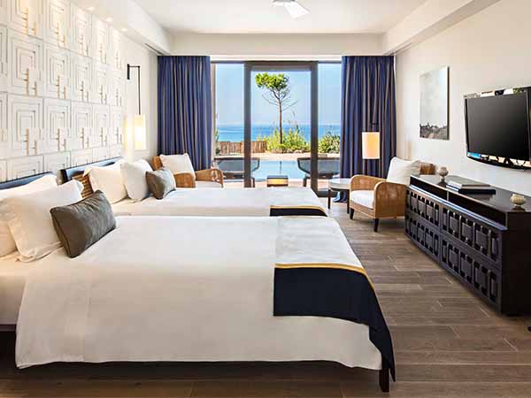 The Romanos A Luxury Collection Resort