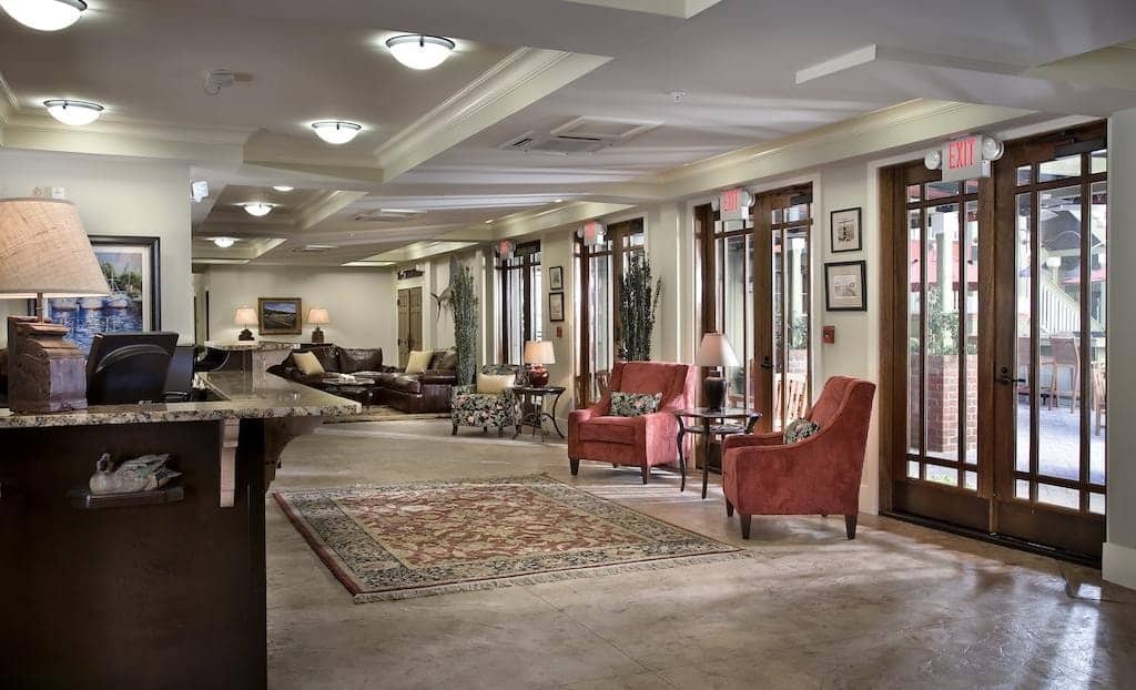 Inlet Sports Lodge