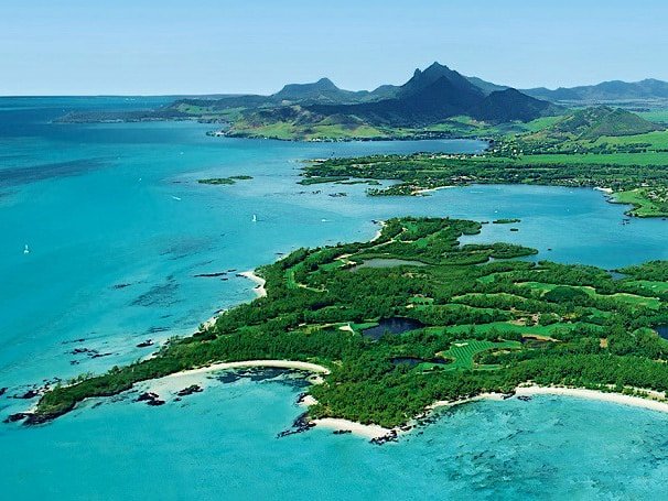 Mauritius golf holiday scenery